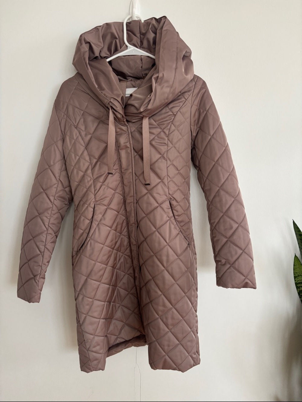 T Tahari Quilted Hooded Puffer Coat in Mauve Taupe